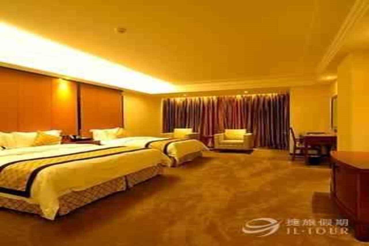 Auspicious Hotel Zhuhai Exterior foto