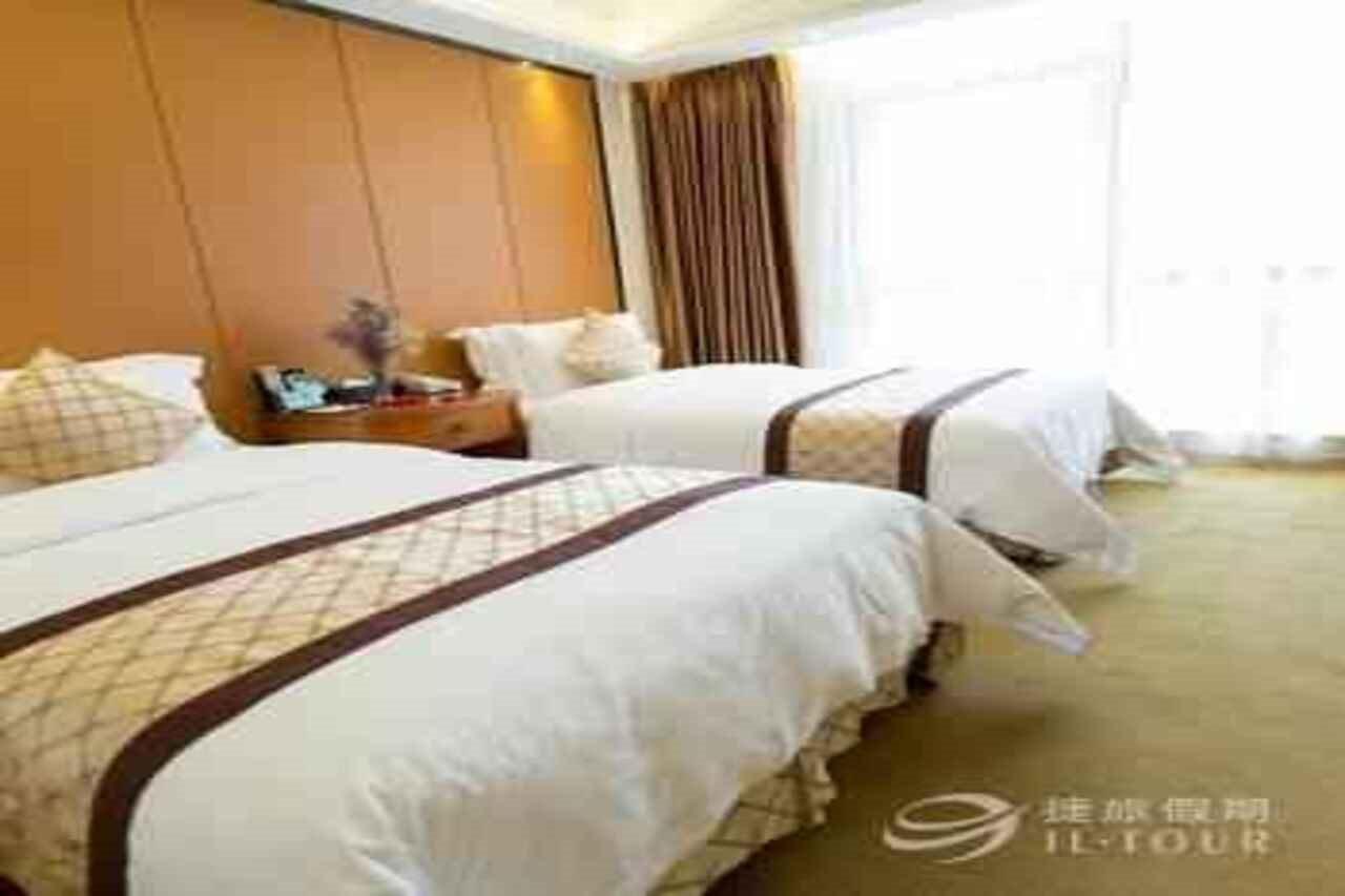 Auspicious Hotel Zhuhai Exterior foto